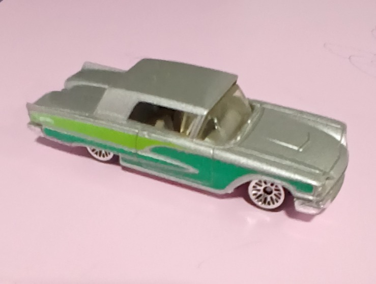 58 Ford Thunderbird