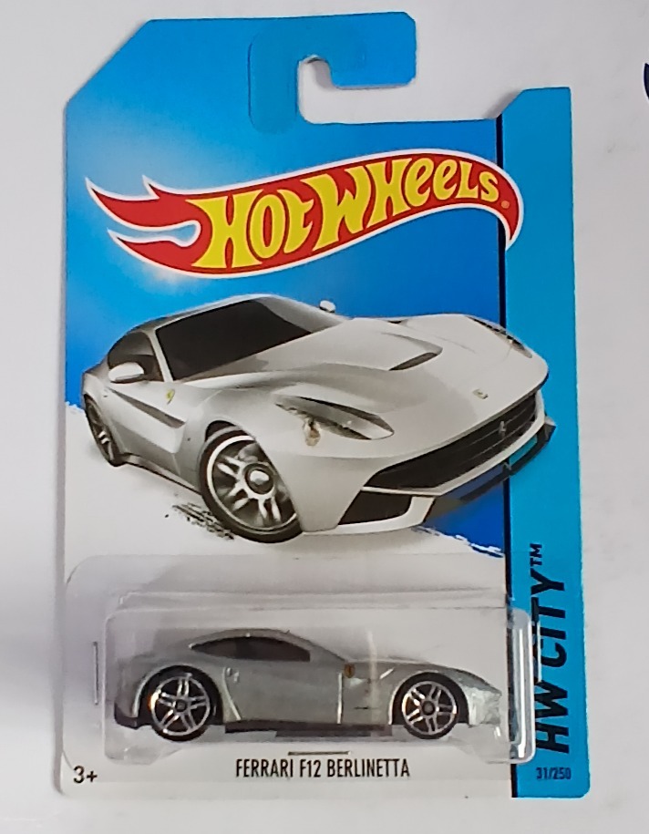 Ferrari F12 Berlinetta (Silver)