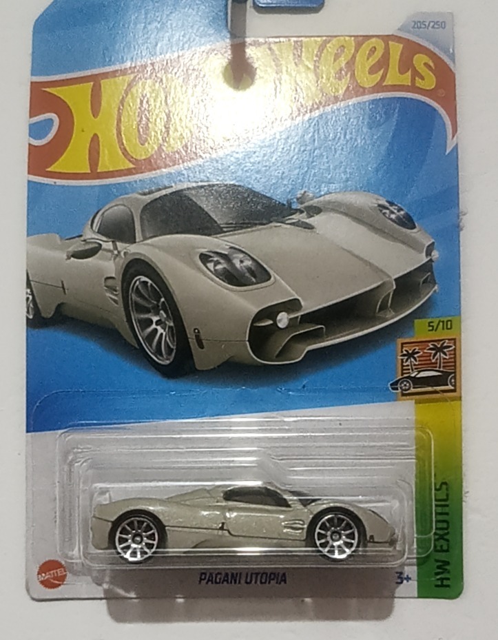 Pagani Utopia