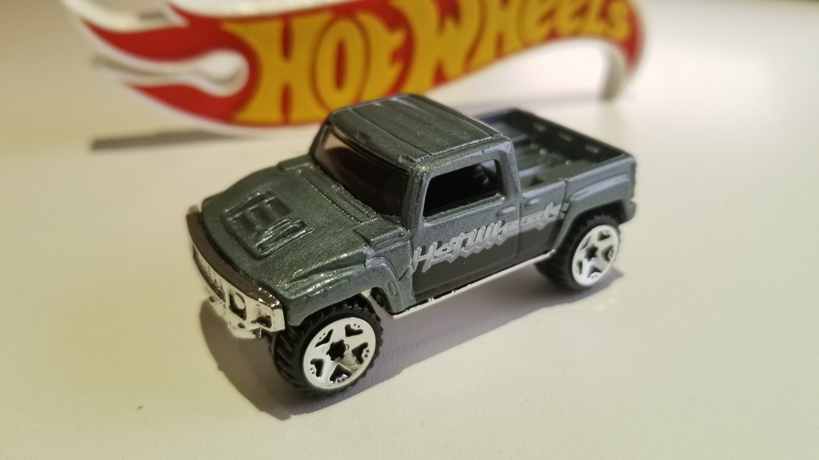 Hummer H3T