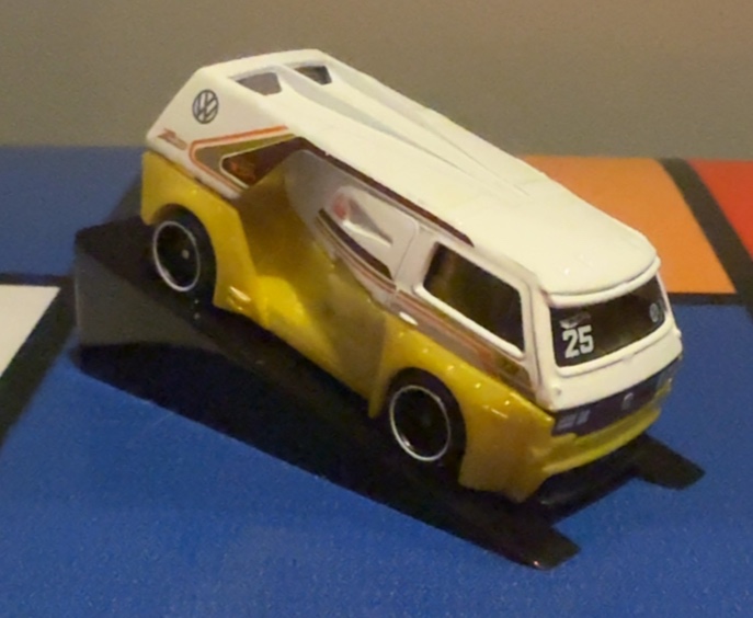 11891 VW T3 Custom Peak Pursuit