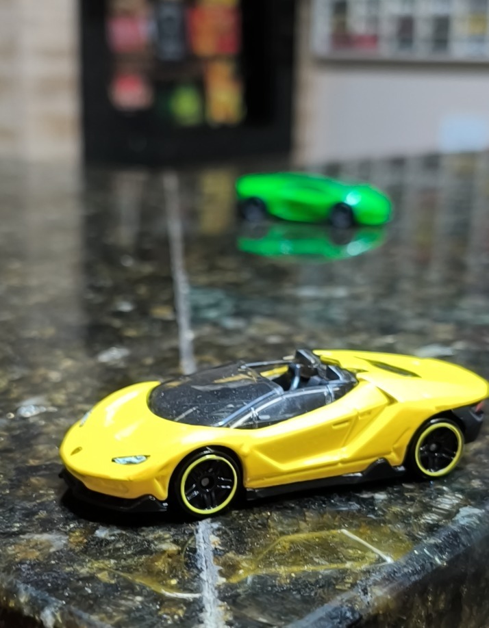 '16 Lamborghini Centenario Roadster