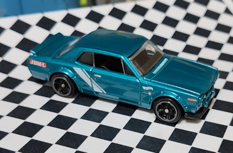 Nissan Skyline H/T 2000GT-X