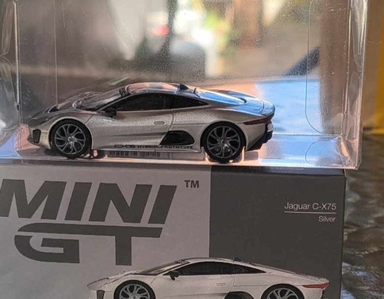 Jaguar C-X75 Silver
