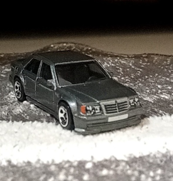 Mercedes-Benz G500