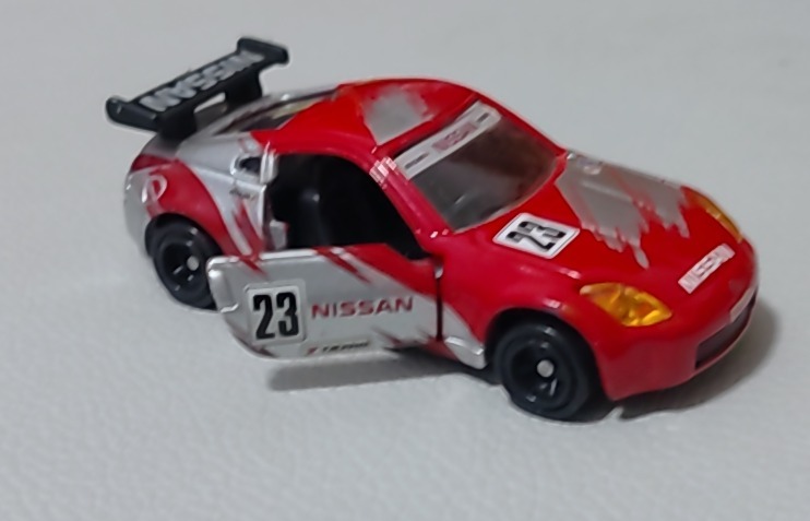 Nissan Fairlady Z (Tomica)