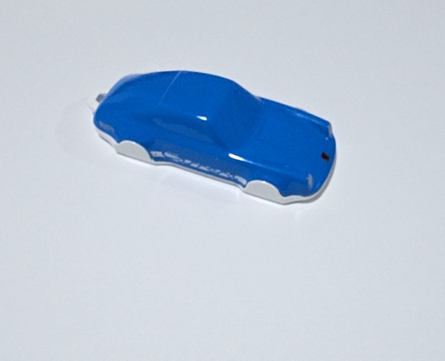 Porsche 911 Carrera Clip (Blue)