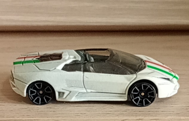 Lamborghini Reventón Roadster (Gray)