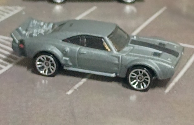 Ice Charger (Dark Gray)