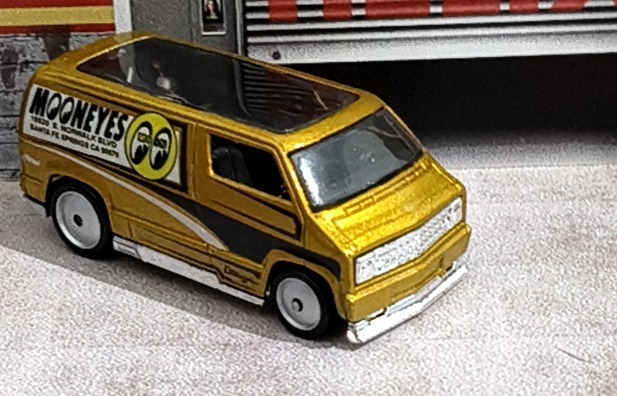 Custom 77 Dodge Van