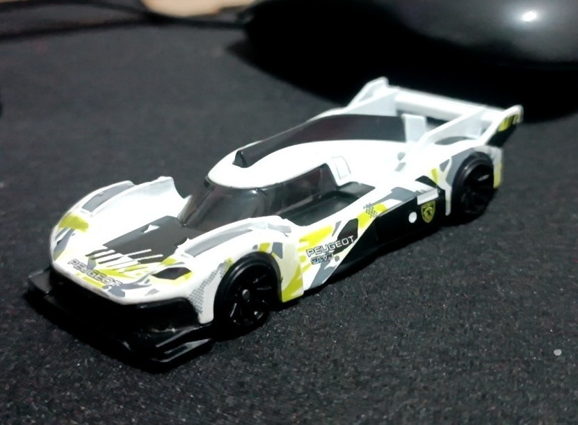 Peugeot 9X8 Hypercar