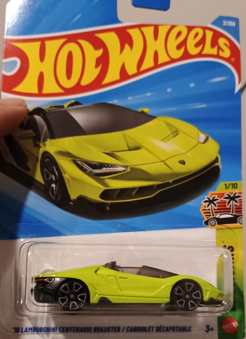 '16 Lamborghini Centenario Roadster