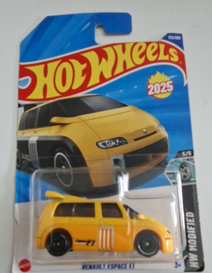 Renault Espace F1 (Yellow)