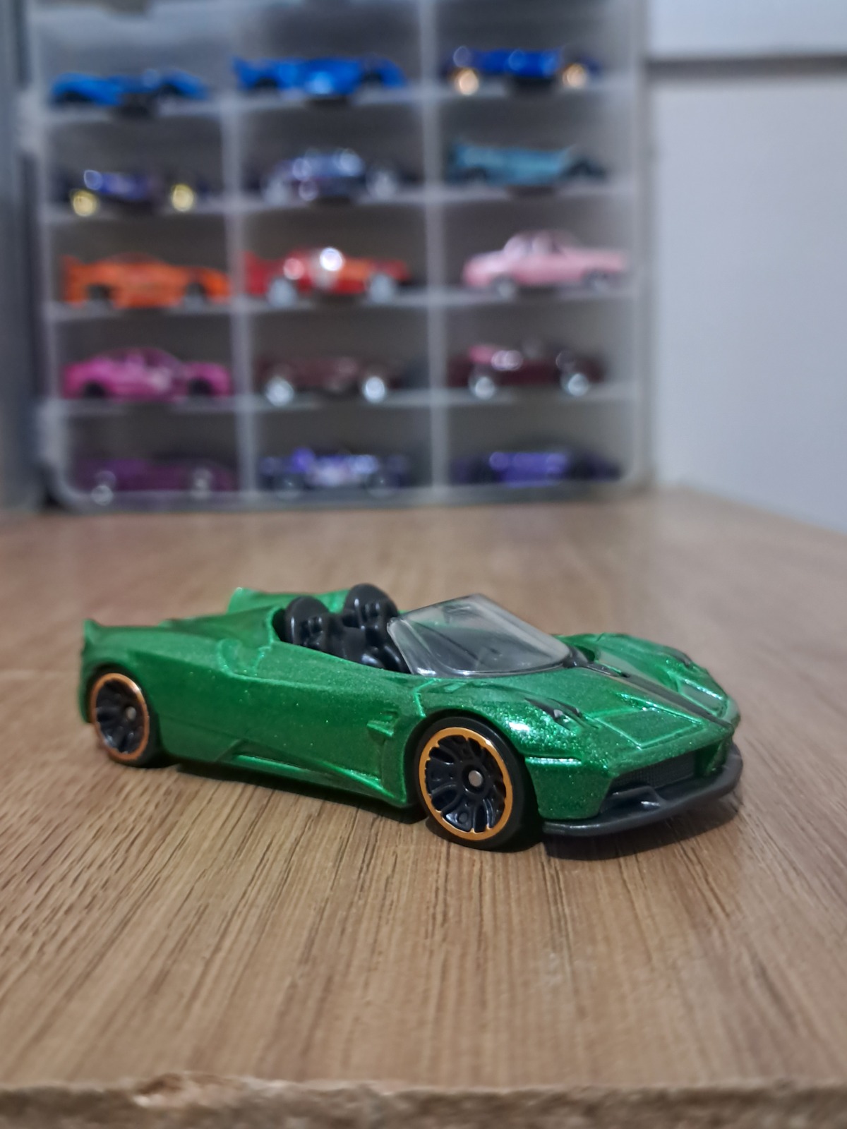 '17 Pagani Huayra Roadster (Dark Blue)