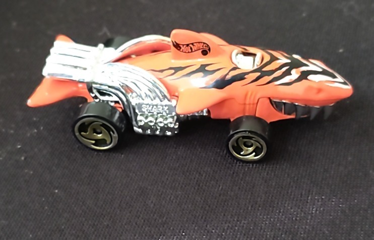 Sharkruiser (3rd Color) Surf Patrol
