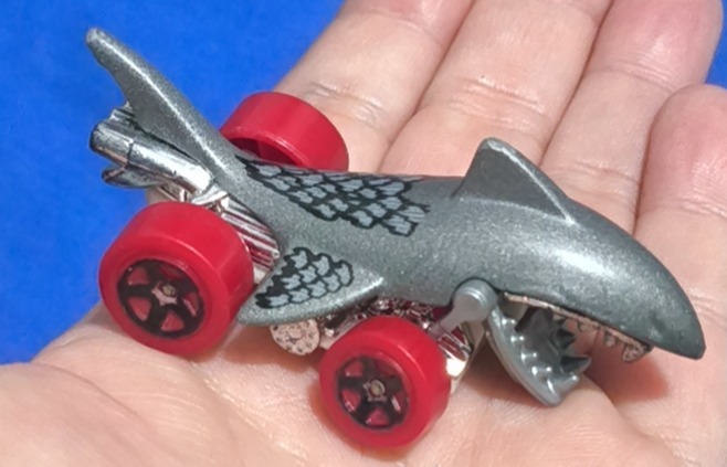 Shark Bite Experimotors Treasure Hunt