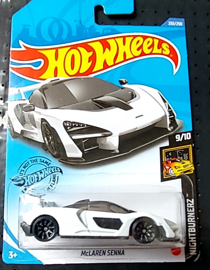 McLaren Senna