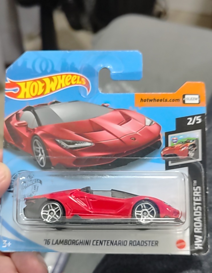 '16 Lamborghini Centenario Roadster