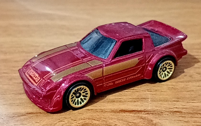 Mazda RX-7 (Burgundy)