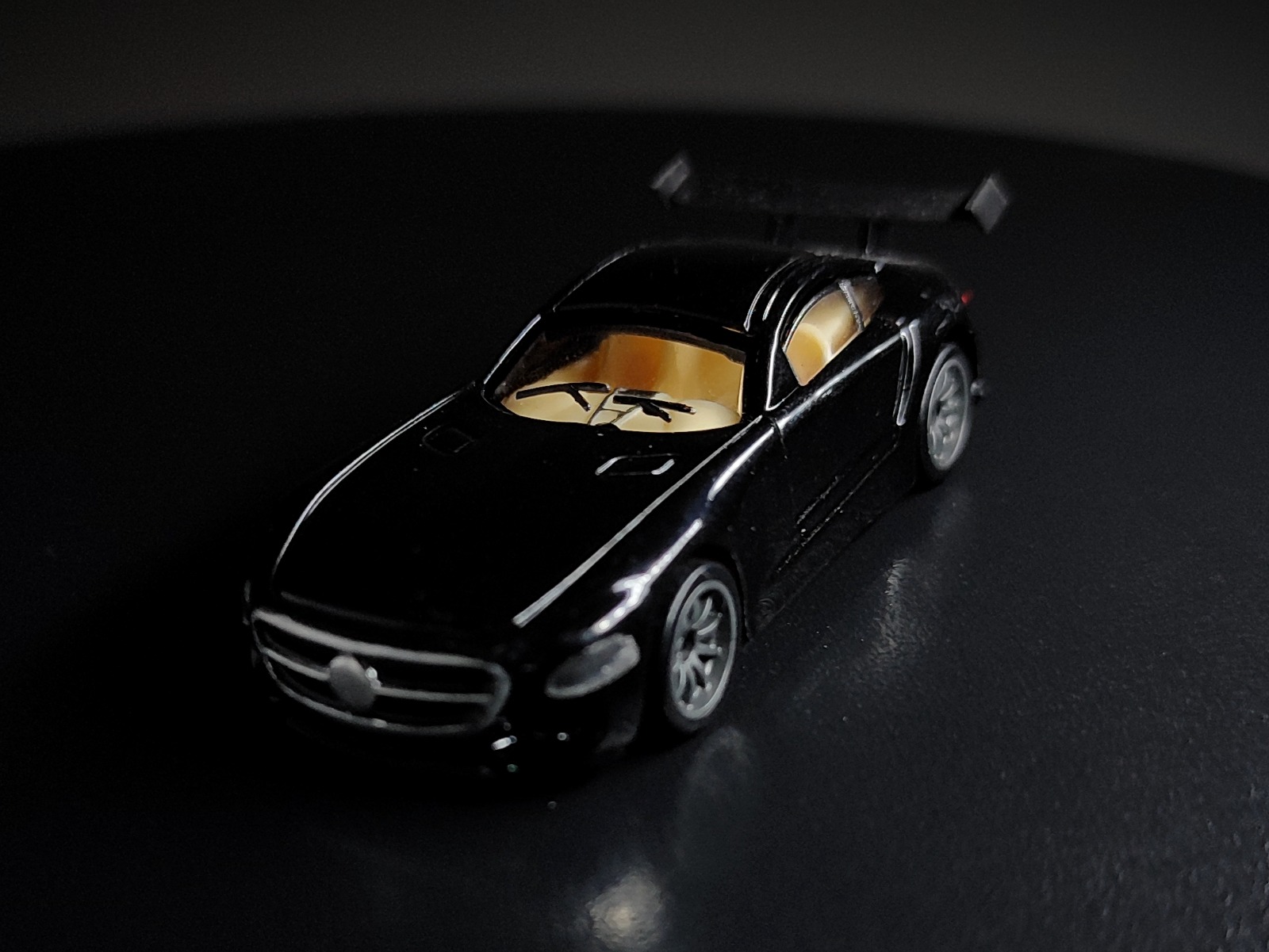 Mercedes-Benz SLS AMG