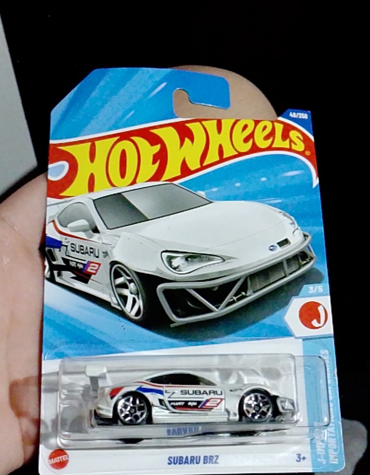Subaru BRZ (White)