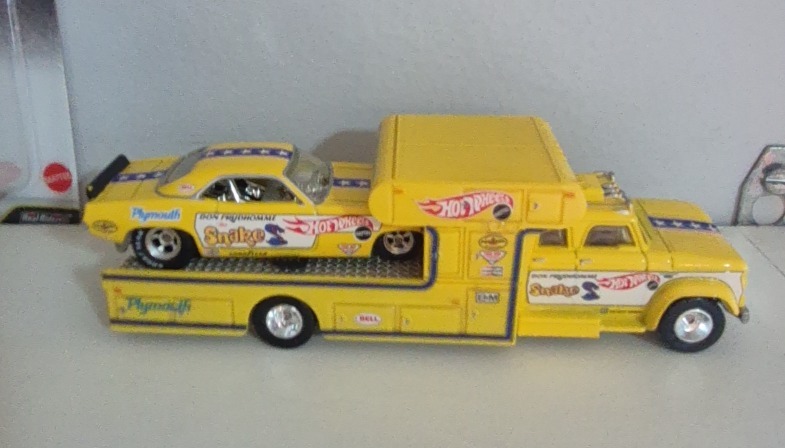 Plymouth Barracuda Funny Car