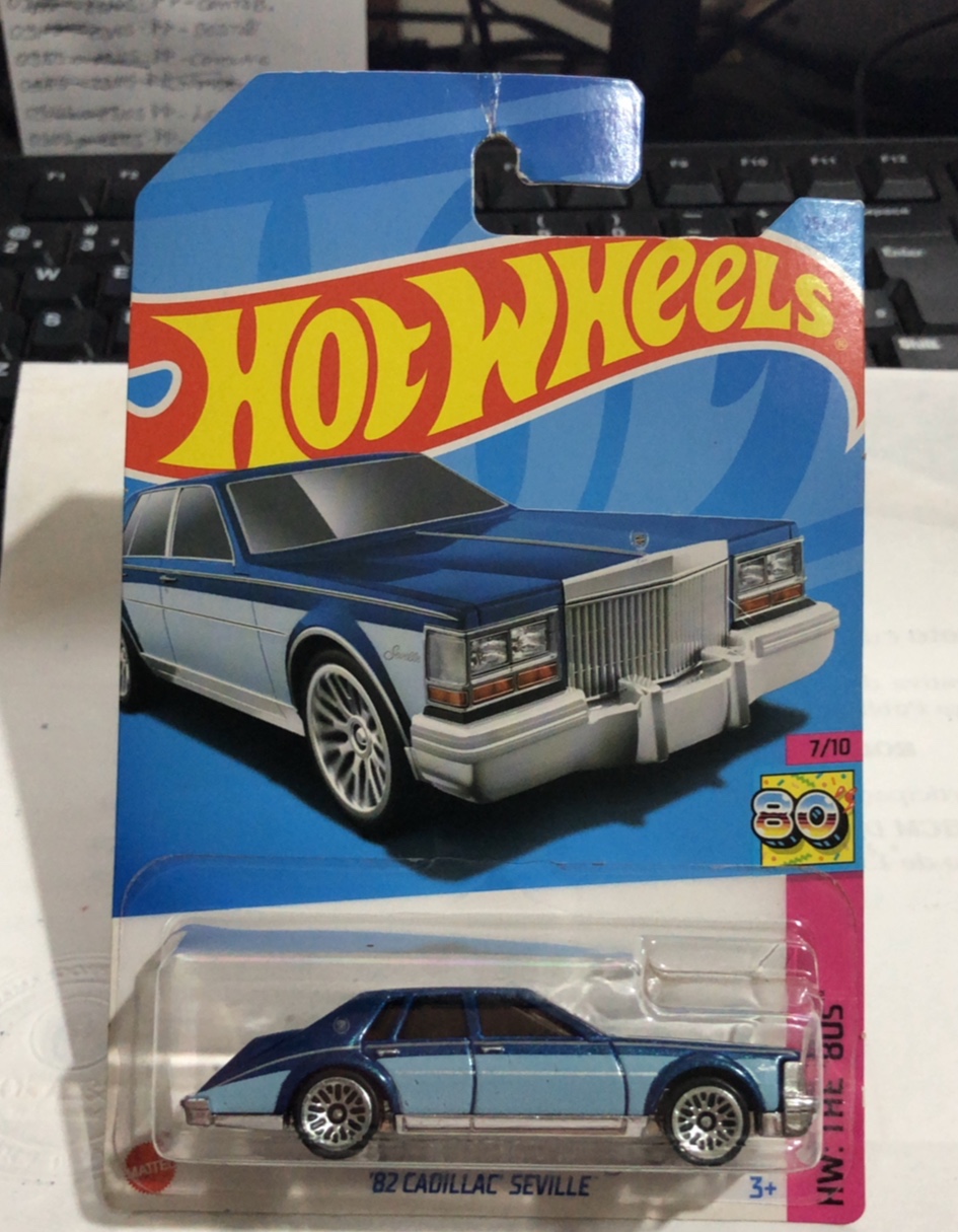 '82 Cadillac Seville (Red)