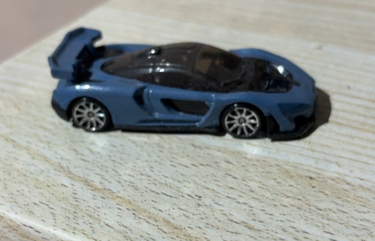 McLaren P1
