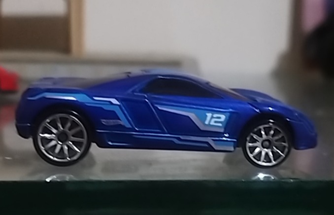 Cadillac Cien Concept Thrill Racers Space