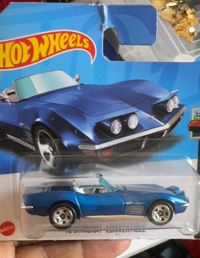 '72 Stingray Convertible