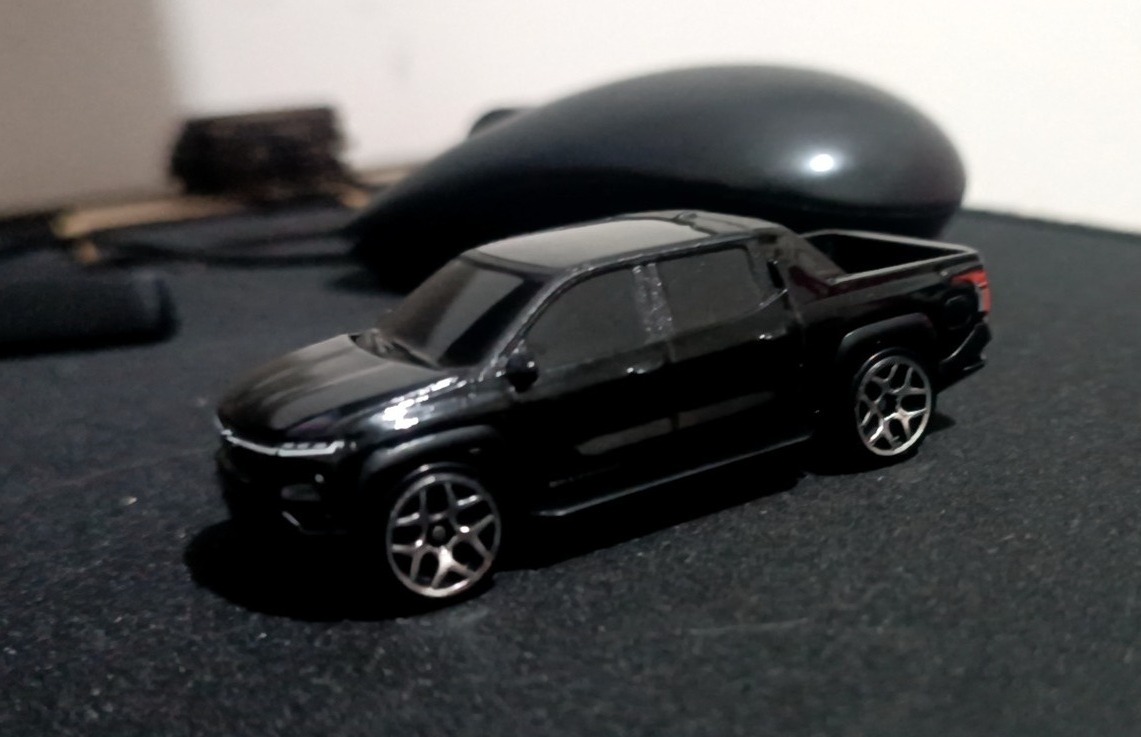 Silverado EV RST (Black)