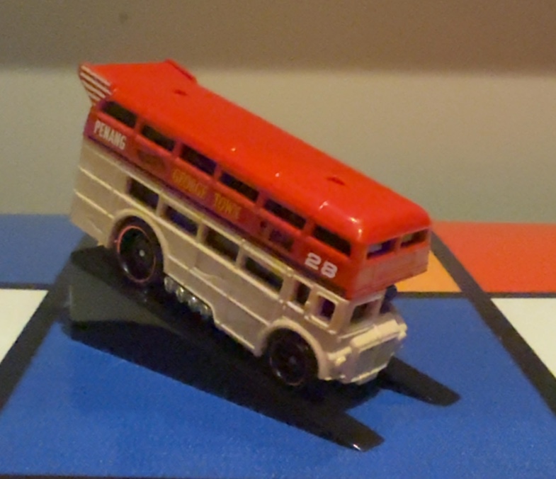 Trouble Decker HW Metro