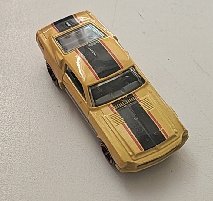 68 COPO Camaro (2nd Color) Muscle Mania GM Walmart Exclusive