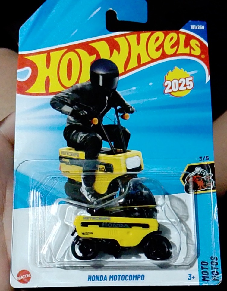 Honda Motocompo (Yellow)