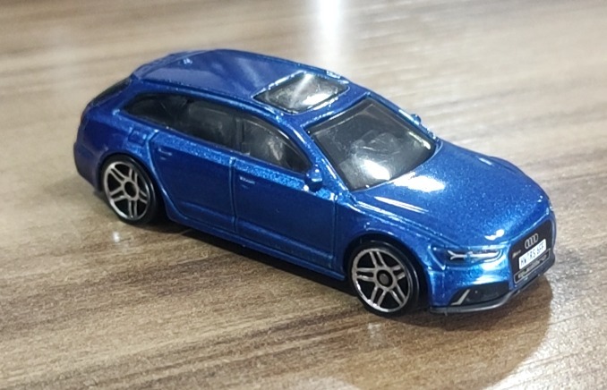'17 Audi RS 6 Avant