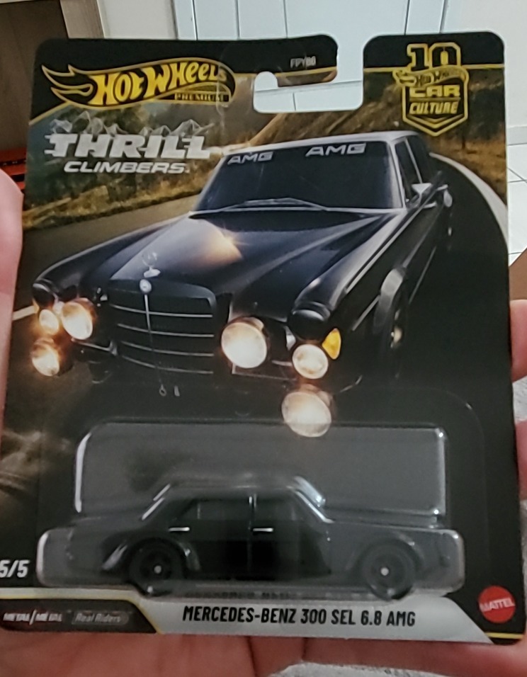 Mercedes-Benz 300 SEL 6.8 AMG
