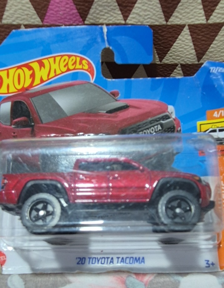 '20 Toyota Tacoma (Burgundy)