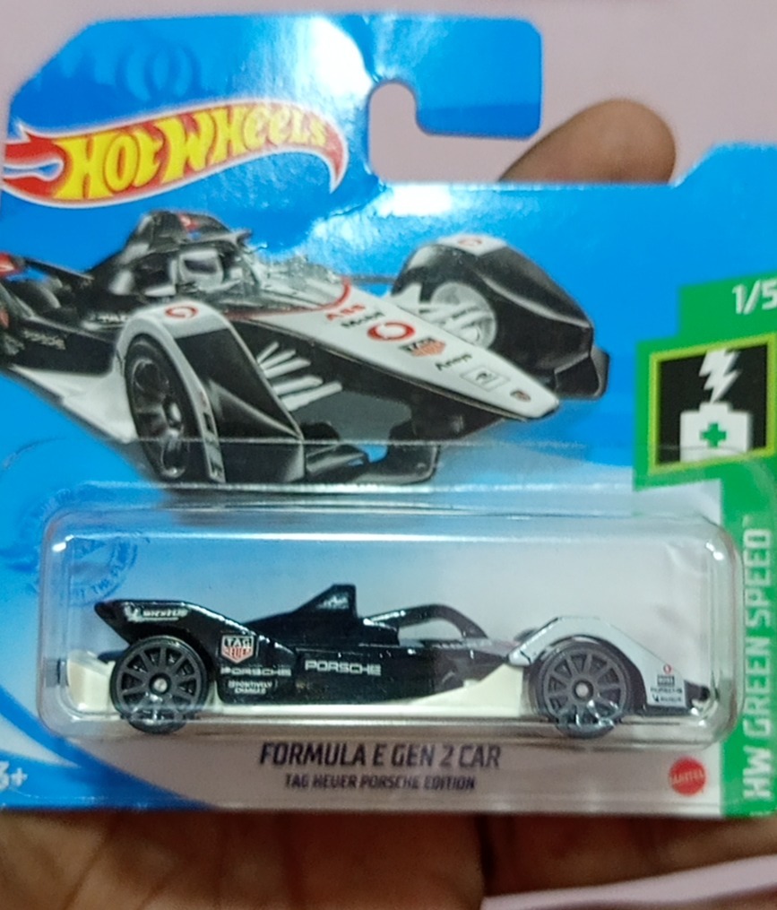 Formula E Gen 2 Car (Black and White)
