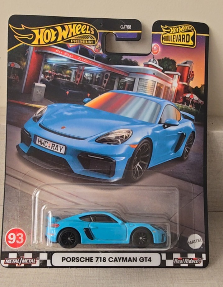 PORCHE 713 CAYMAN GT4