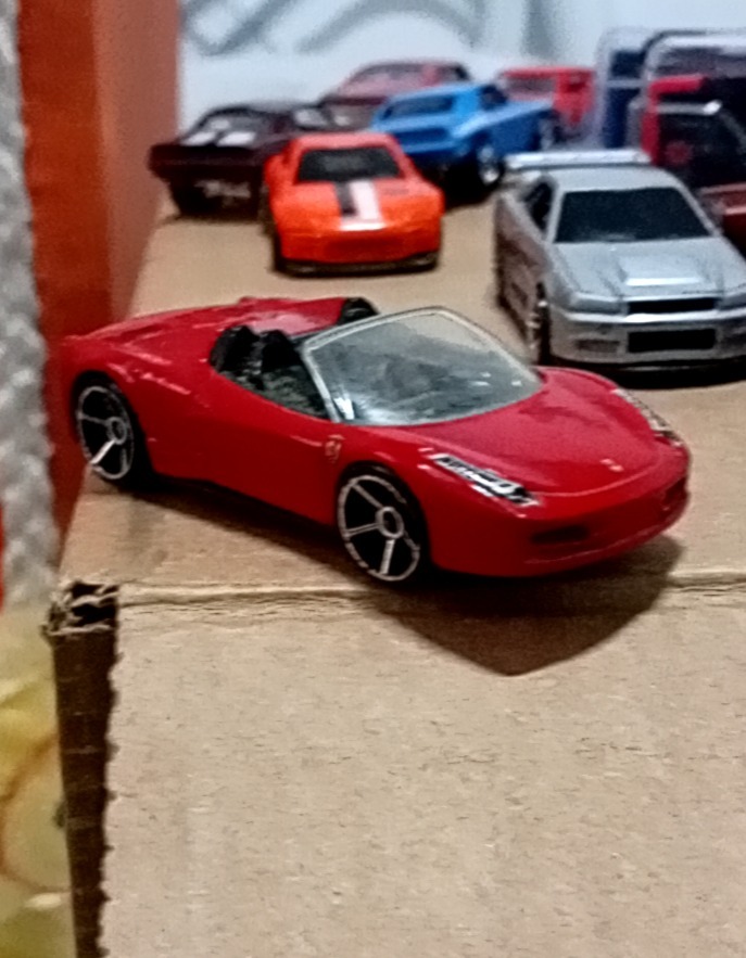 Ferrari 458 Spider (RED)