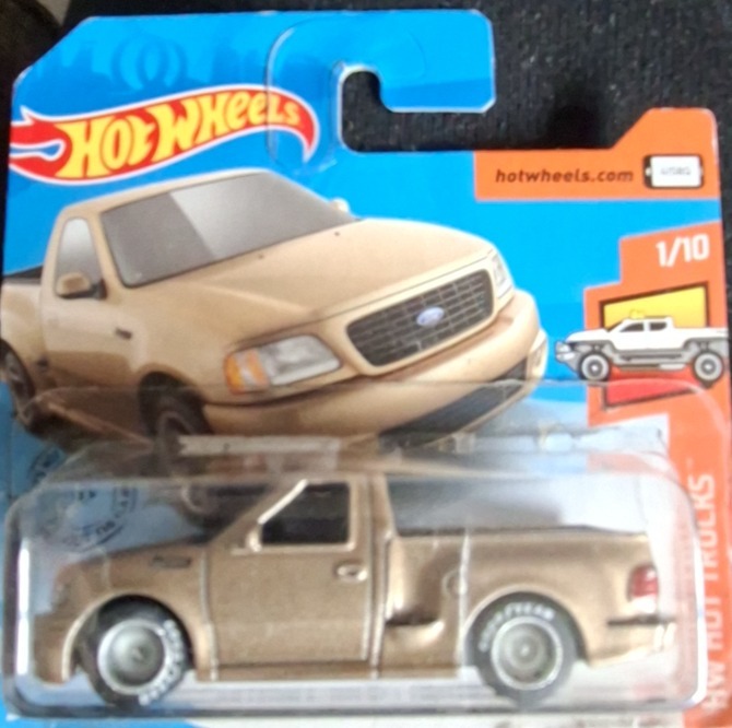 Ford F-150 SVT Lightning