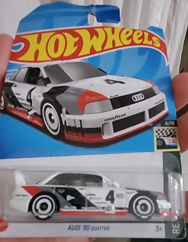 Audi '90 quattro (White)