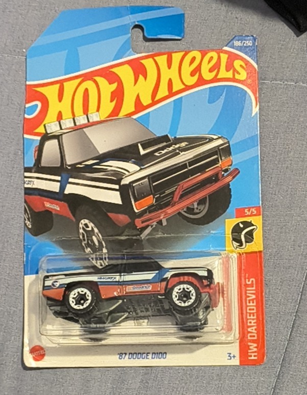 '87 Dodge D100