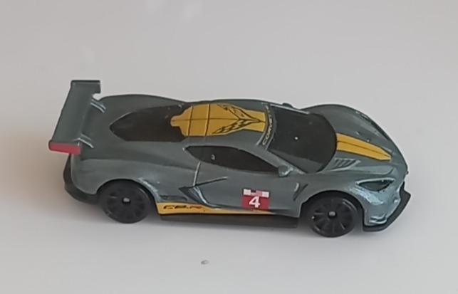 Corvette C8.R (Yellow)