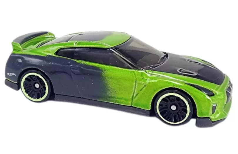 '17 Nissan GT-R (R35) - Guaczilla