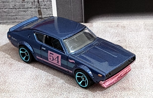 Nissan Skyline 2000 GT-R (Light Green)