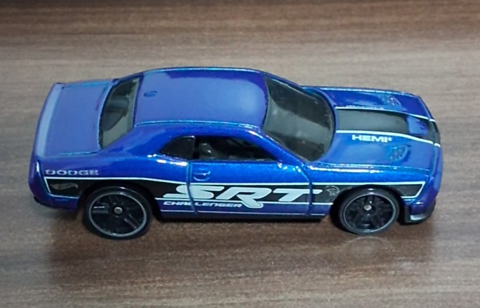'15 Dodge Challenger SRT