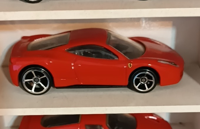 Ferrari 458 Italia (Red)