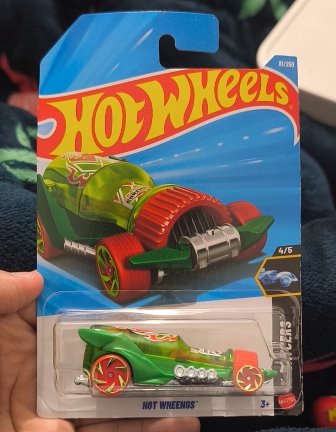 Hot Wheengs