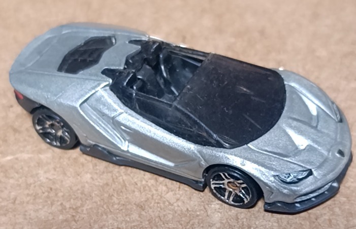 '16 Lamborghini Centenario Roadster